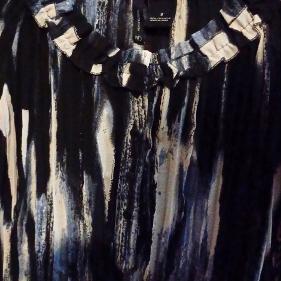 ND Abstract Crinkle Ruffle Collared Blouse Sz. S *NWOT - Picture 3 of 4